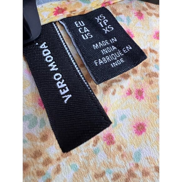 New Vero Moda Women's Size US XS floral Wrap Raffle Dress Yellow Sundress - Picture 2 of 9